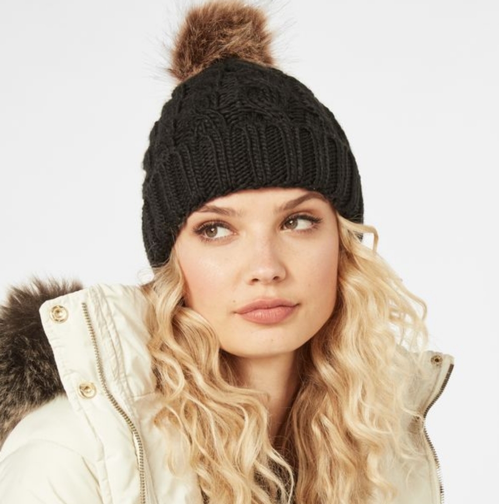 JustFab cable knit beanie